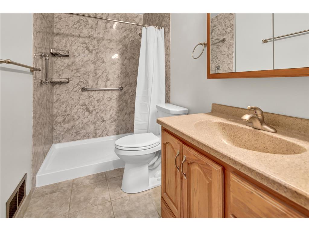 1175 Valley View Road Lake City MN 55041 6820755 image15