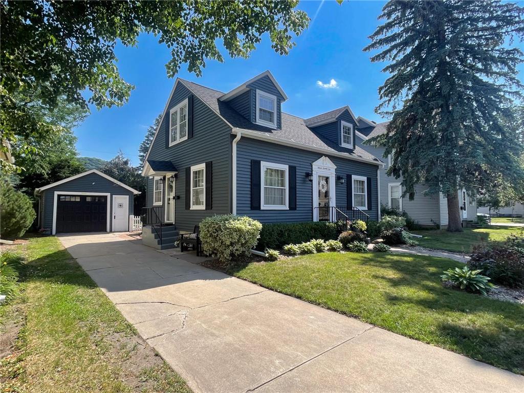 1175 W 10th Street Winona MN 55987 6400037 image1