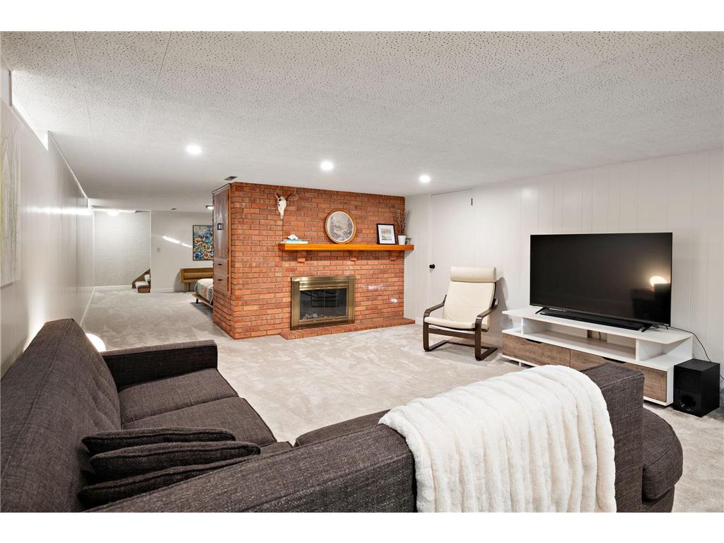 11750 W River Road Champlin MN 55316 7003253 image23