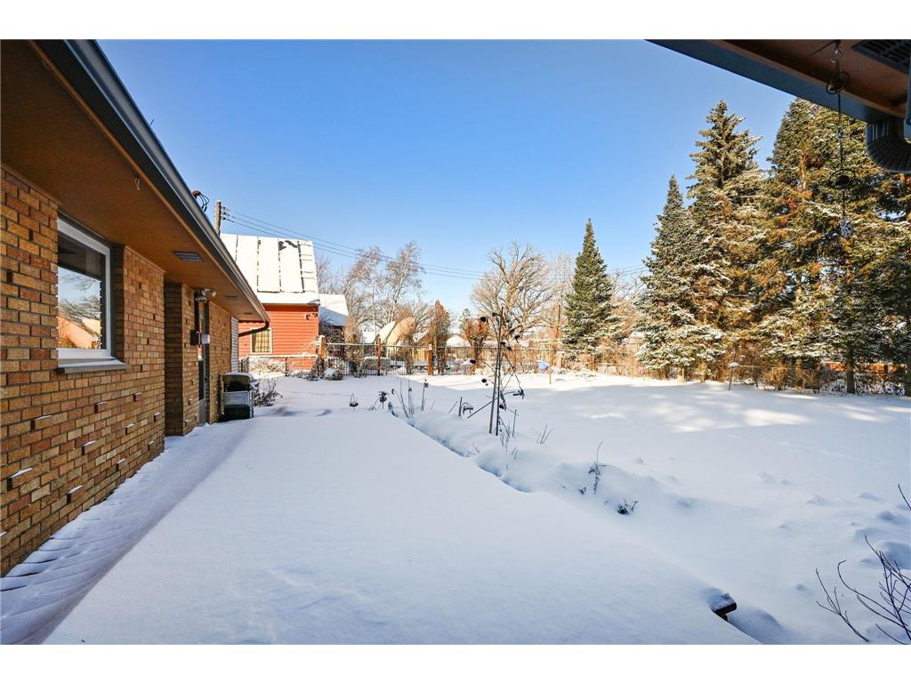 11750 W River Road Champlin MN 55316 7003253 image30