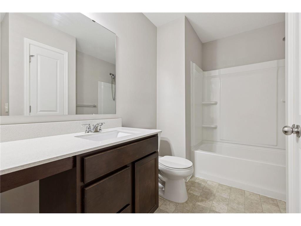 11756 Upper 31st Street N Lake Elmo MN 55042 6813797 image34