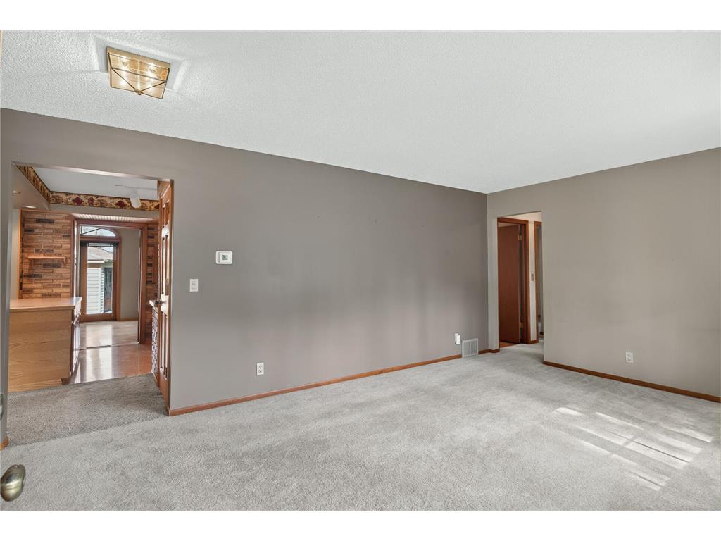 11760 Sand Creek Drive NW Coon Rapids MN 55448 7098248 image3