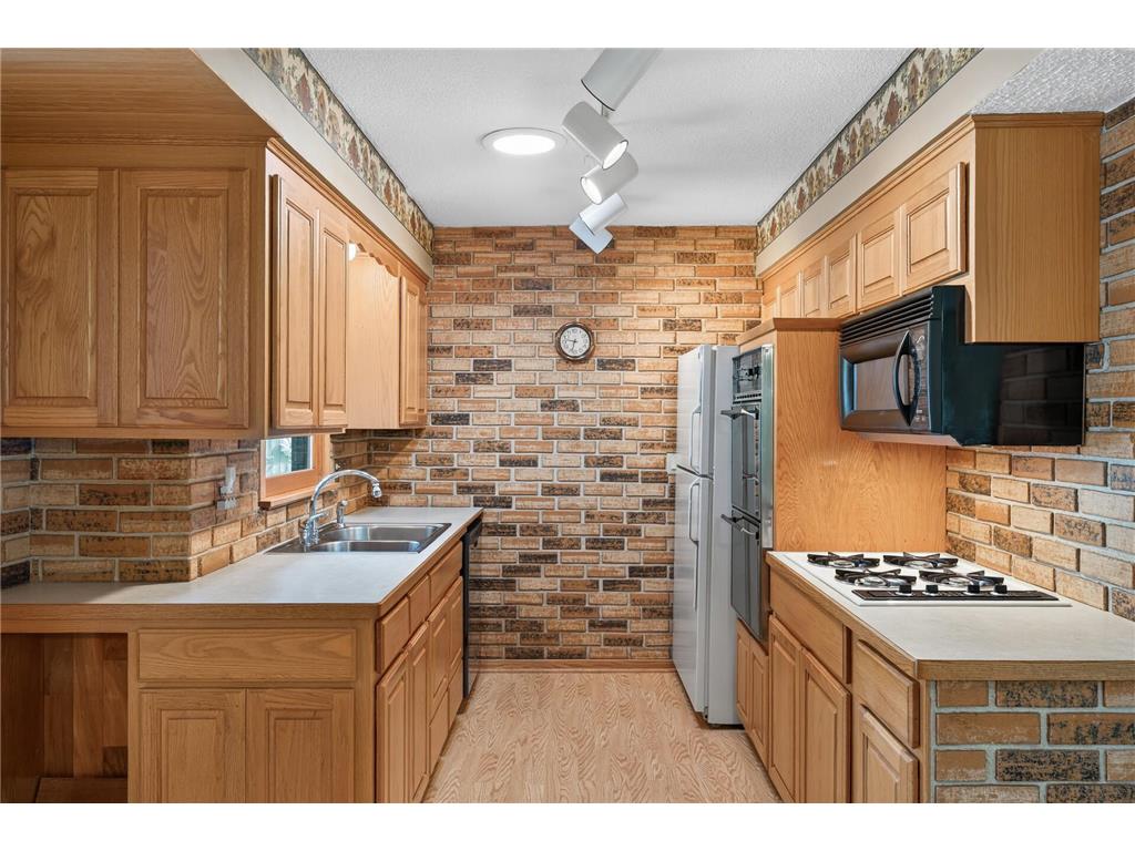 11760 Sand Creek Drive NW Coon Rapids MN 55448 7098248 image9
