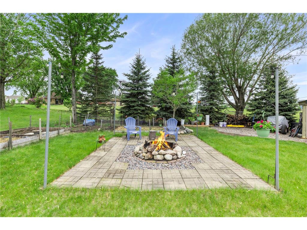 1177 Danube Avenue Shakopee MN 55379 7076074 image53
