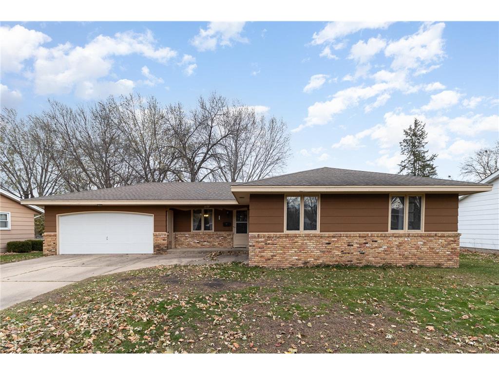 1177 Madison Street S Shakopee MN 55379 6448862 image1