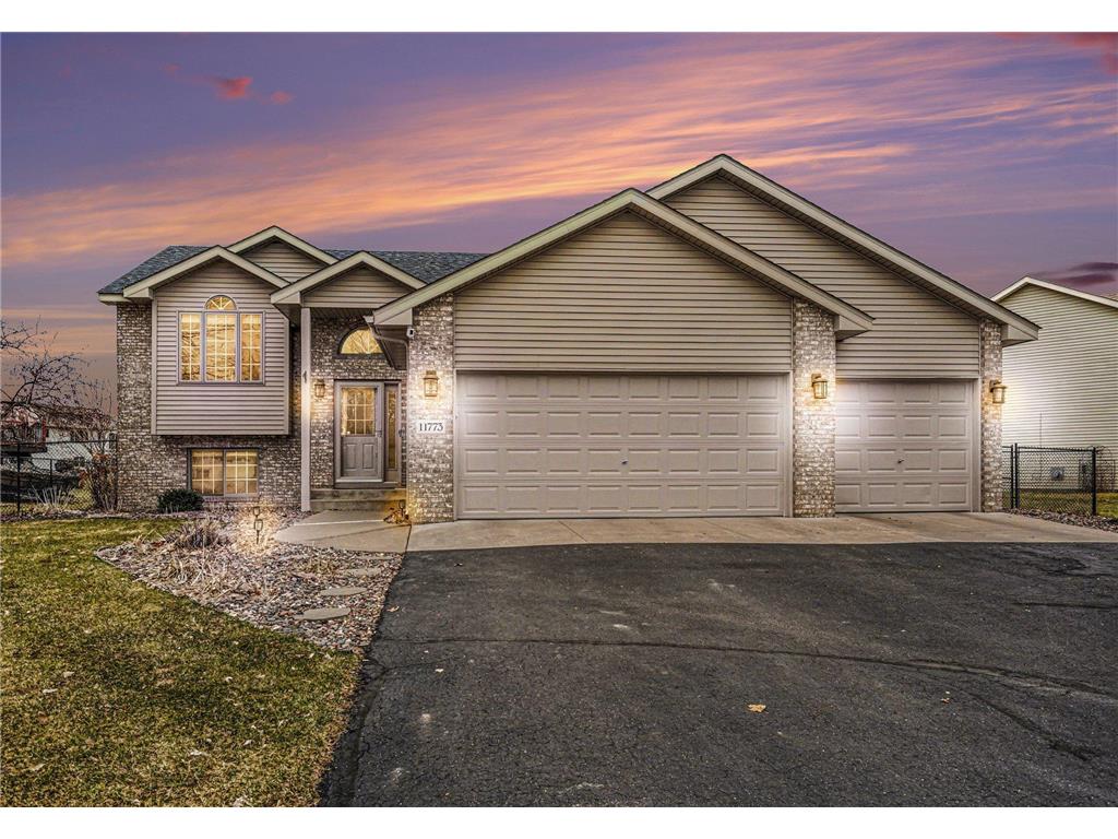 11773 N Meadow Curve Lindstrom MN 55045 7039548 image1
