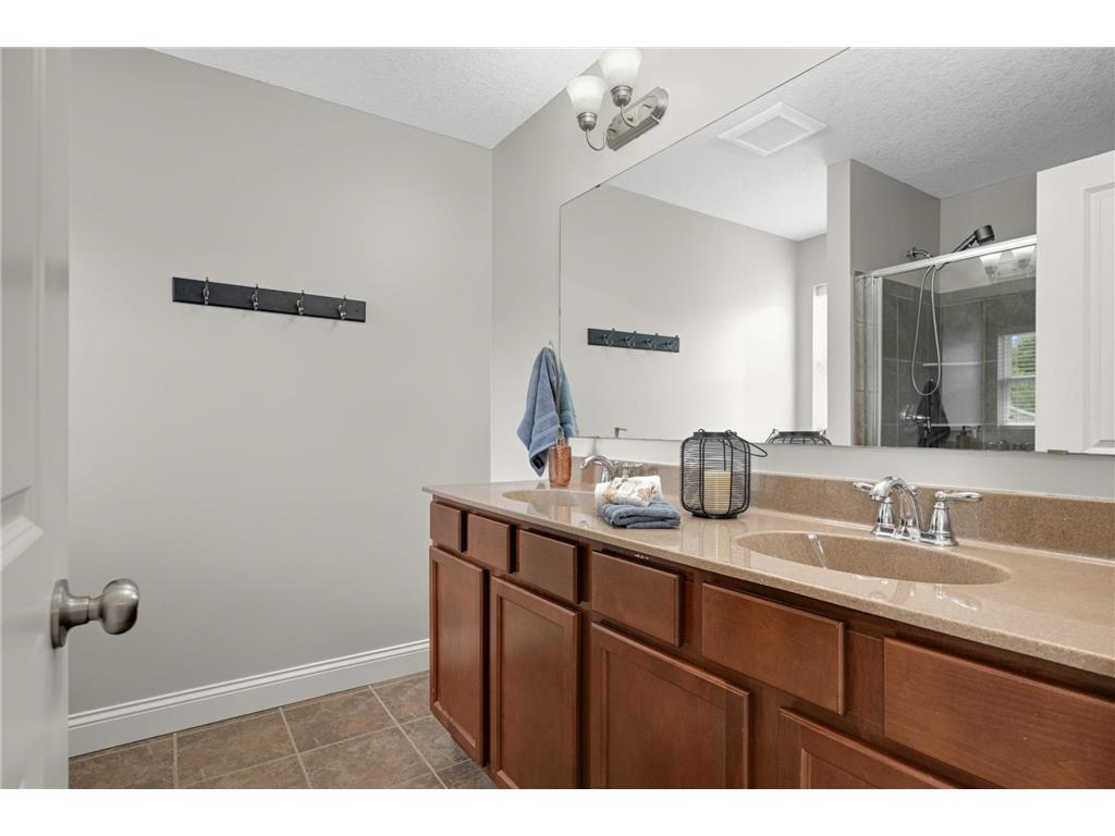 11779 Harvest Path Woodbury MN 55129 7109436 image20