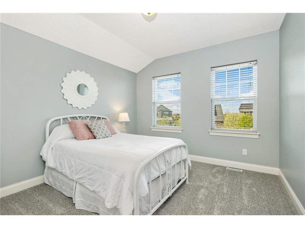 11779 Harvest Path Woodbury MN 55129 7109436 image23