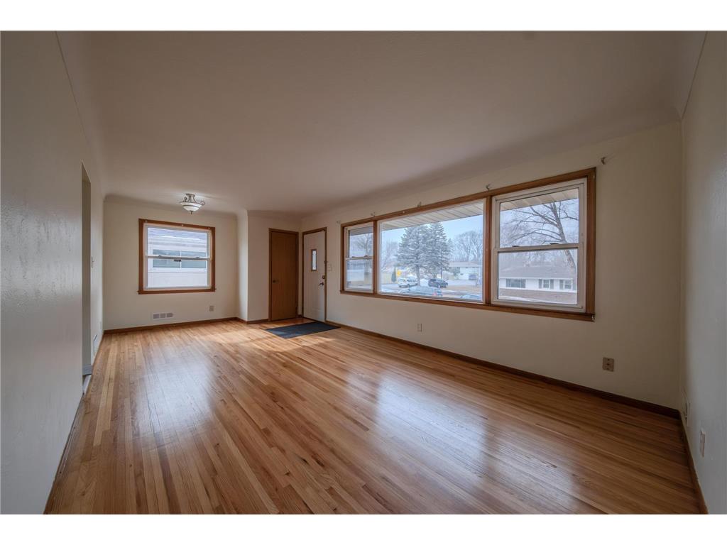 1178 Herbert Street Saint Paul MN 55106 7061527 image2