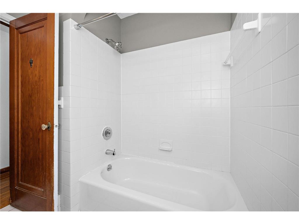 1178 Idaho Avenue W Saint Paul MN 55108 7069455 image11