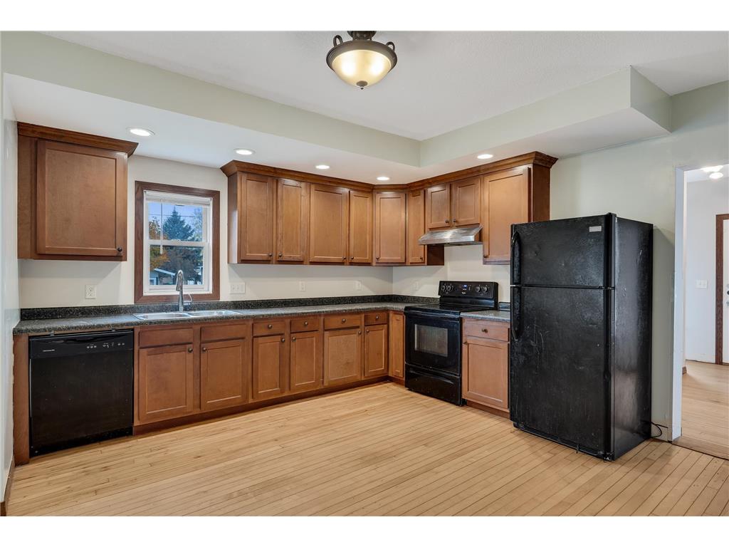 1178 W Broadway Street Winona MN 55987 6811059 image5