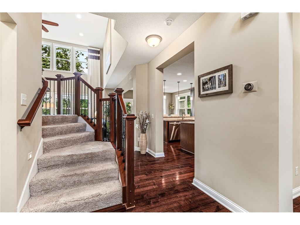 1179 Maple Lane W Roseville MN 55113 7092633 image6