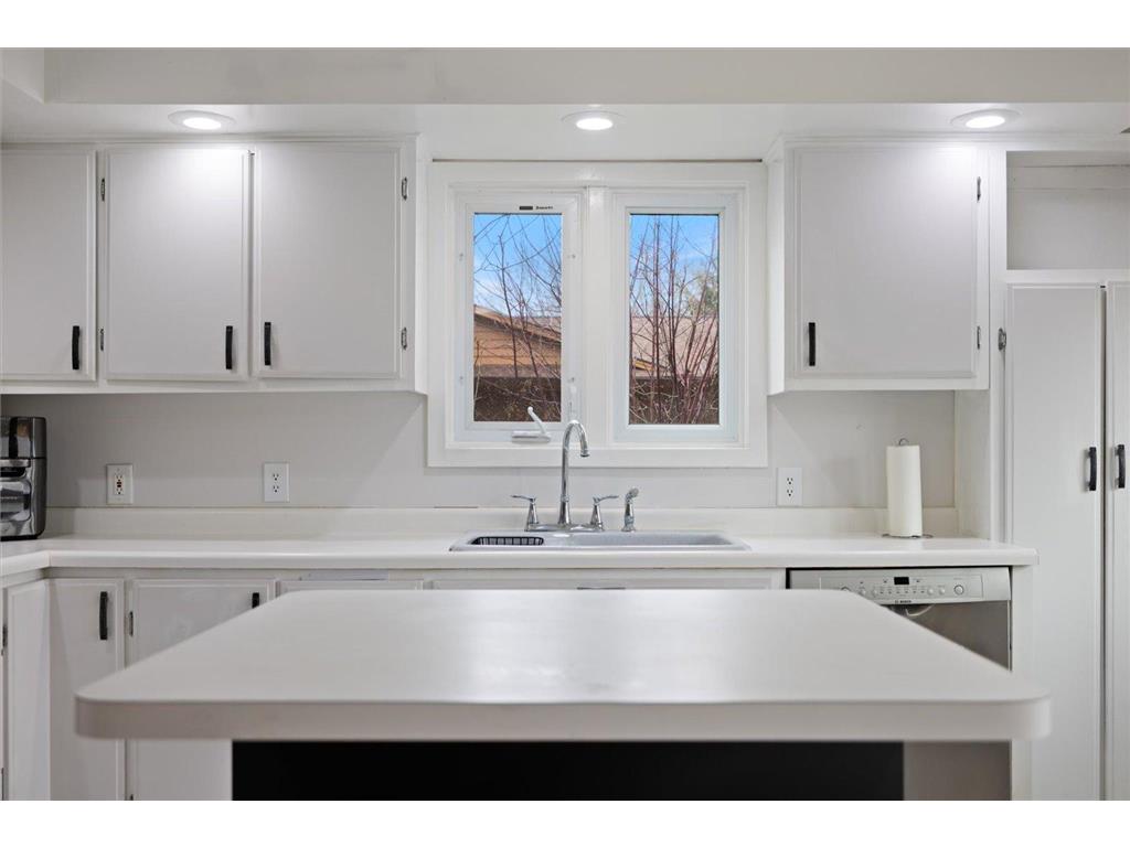 11790 Redwood Street NW Coon Rapids MN 55448 7056834 image15