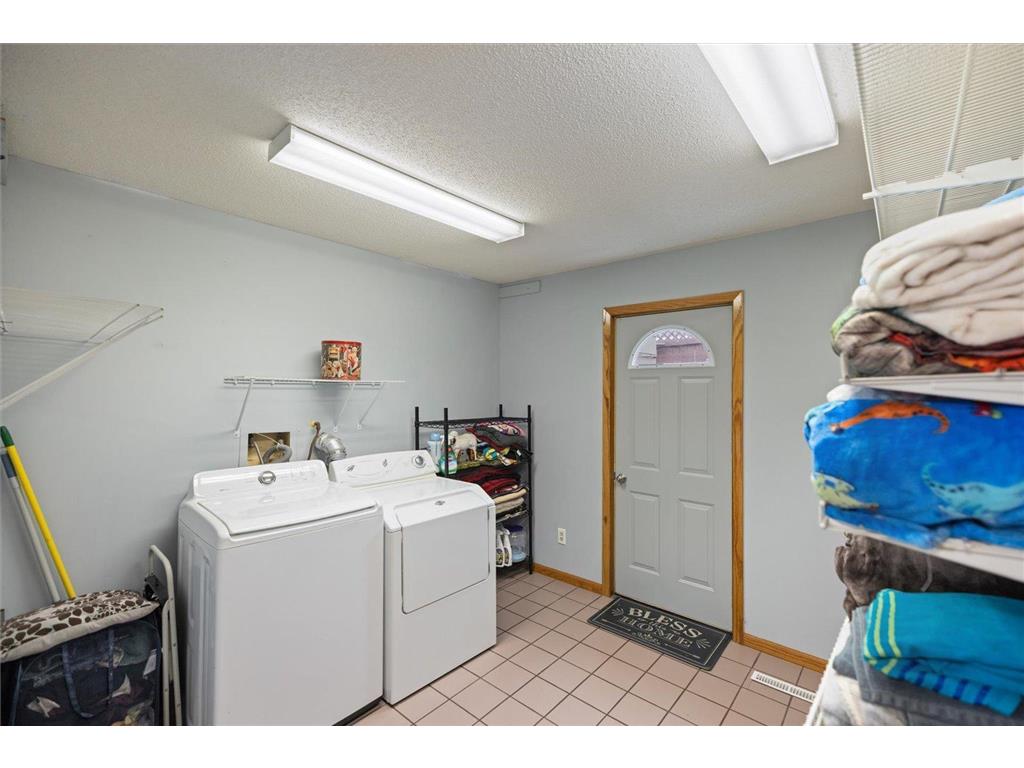 11790 Redwood Street NW Coon Rapids MN 55448 7056834 image43