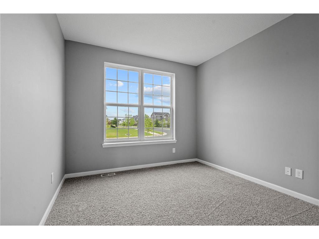 11791 Upper 31st Street N Lake Elmo MN 55042 7059513 image4