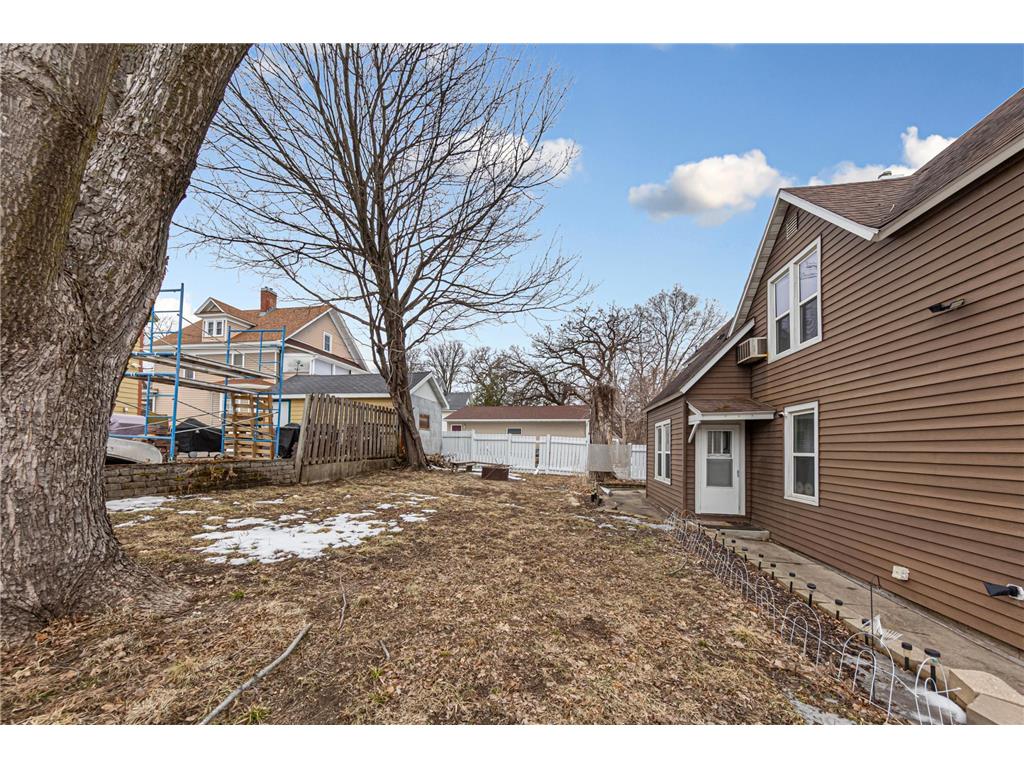 118 1st Street SW Faribault MN 55021 7033656 image40