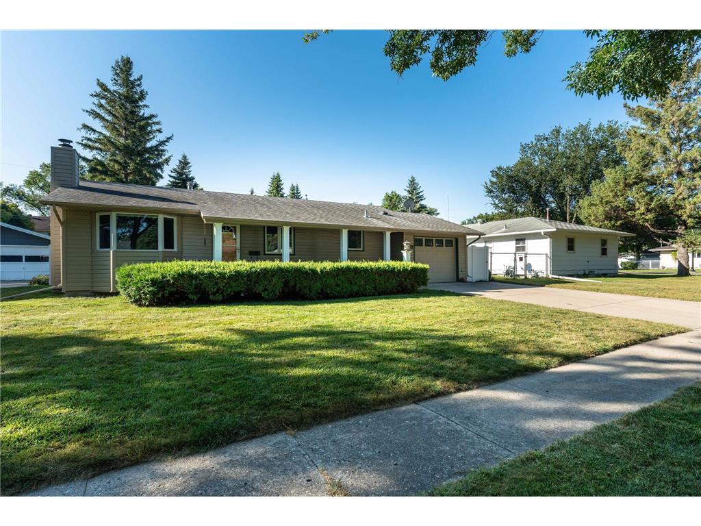 118 27th Avenue N Fargo ND 58102 6601607 image1