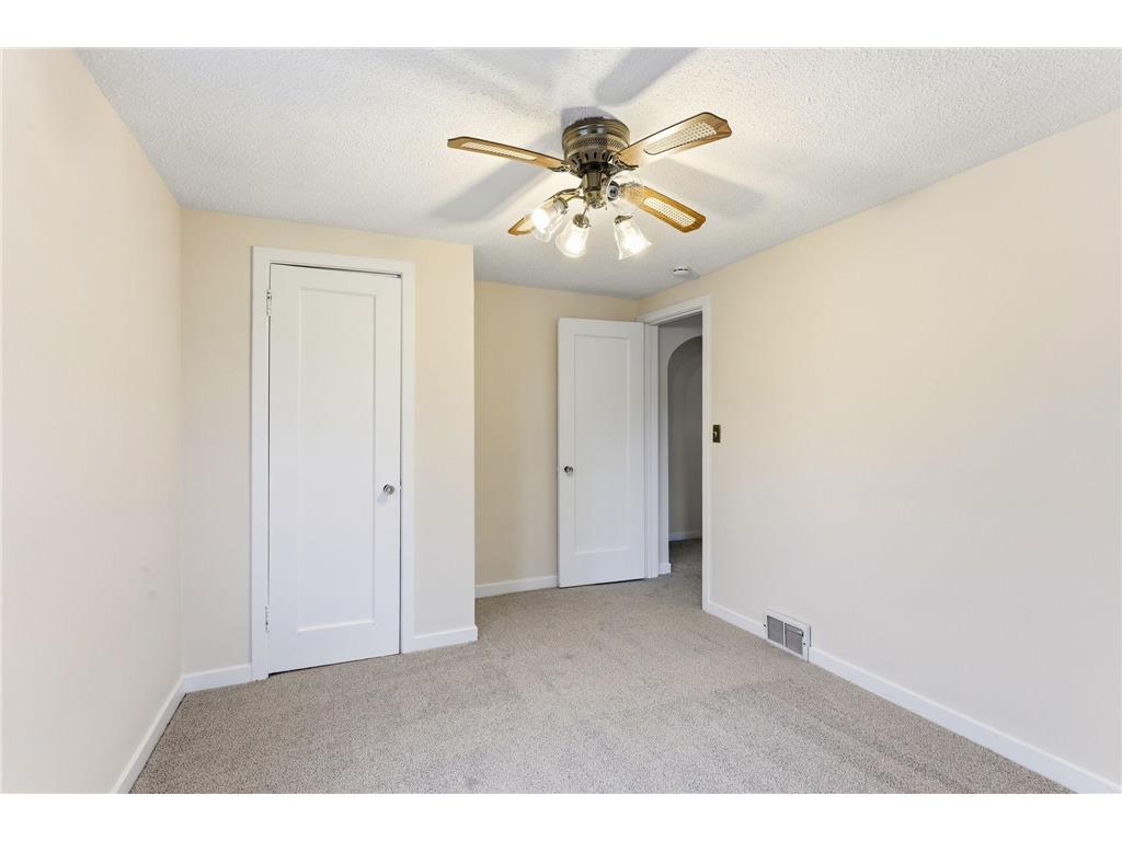 118 Bay Street Ellsworth WI 54011 7048723 image11