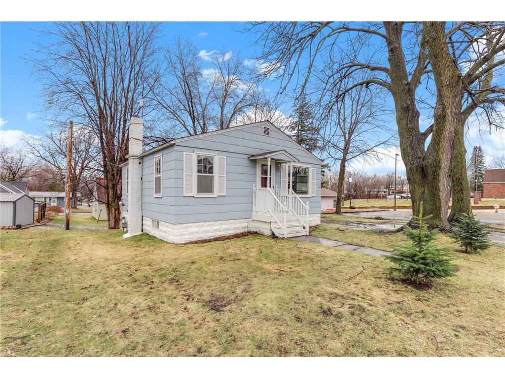 118 Bay Street Ellsworth WI 54011 7048723 image16