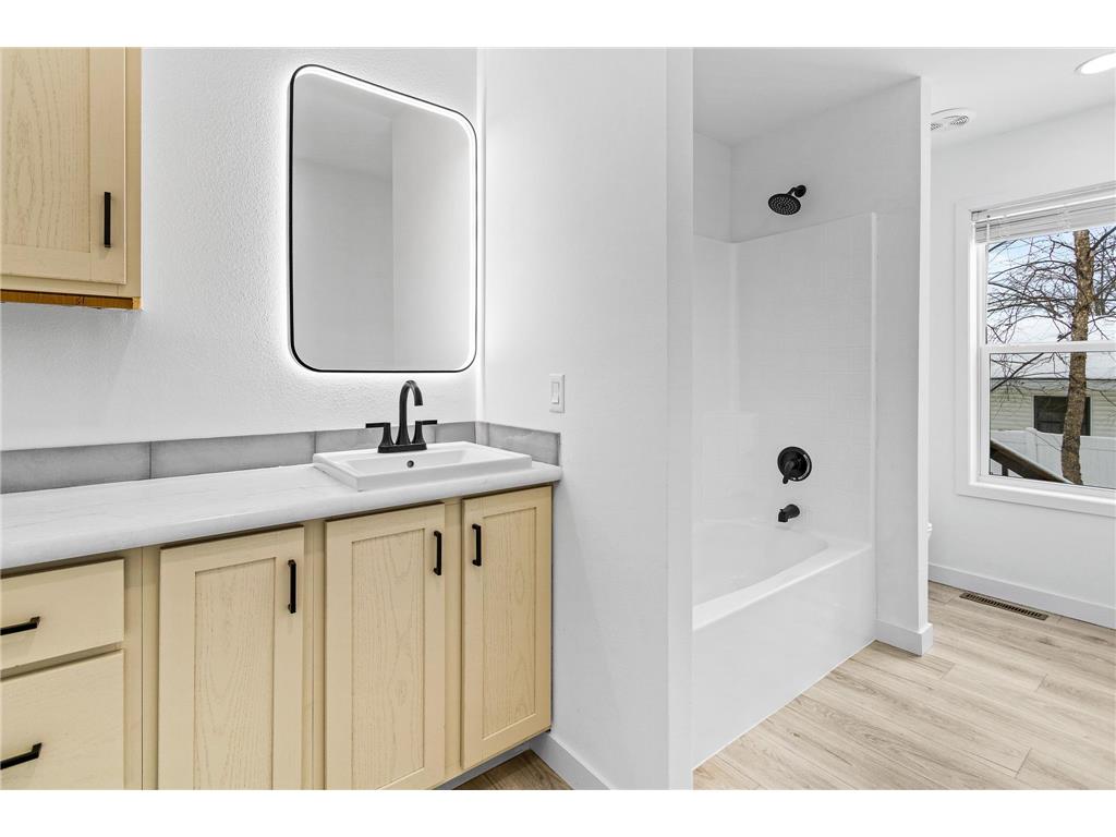 118 Division Street Sandstone MN 55072 7004775 image22