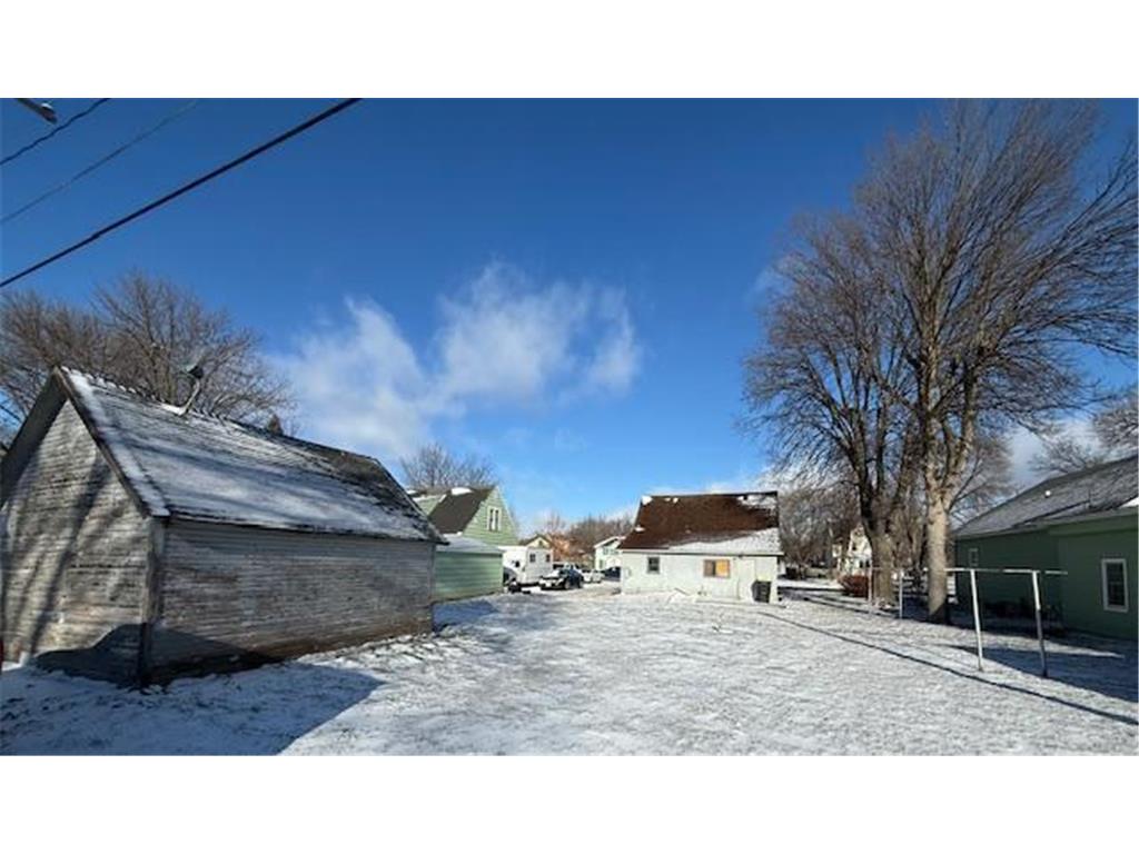 118 E Broadway Street Redwood Falls MN 56283 6822165 image2