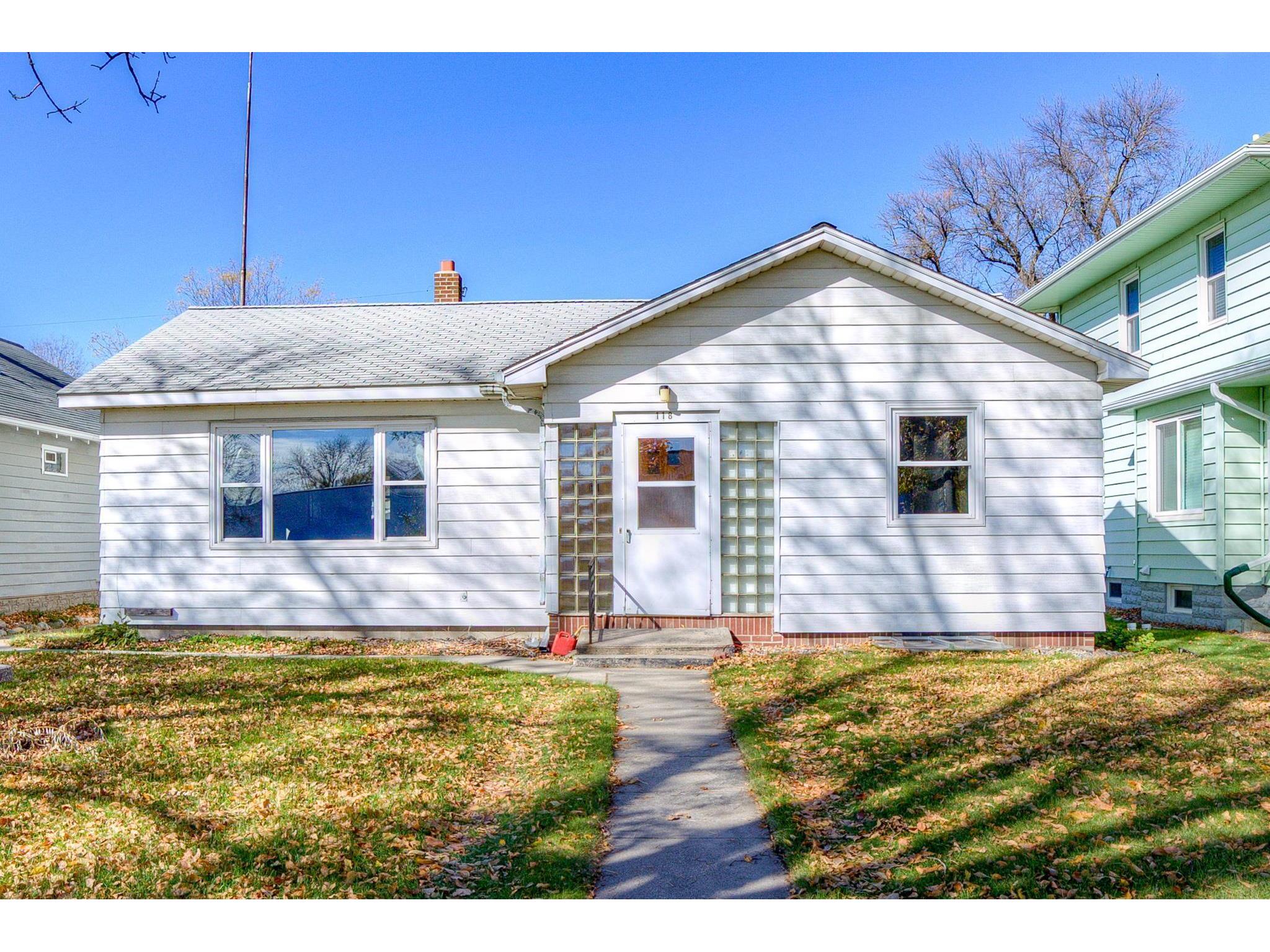 118 E Center Avenue E, Clara City, MN 56222 MLS 6114016 Edina Realty