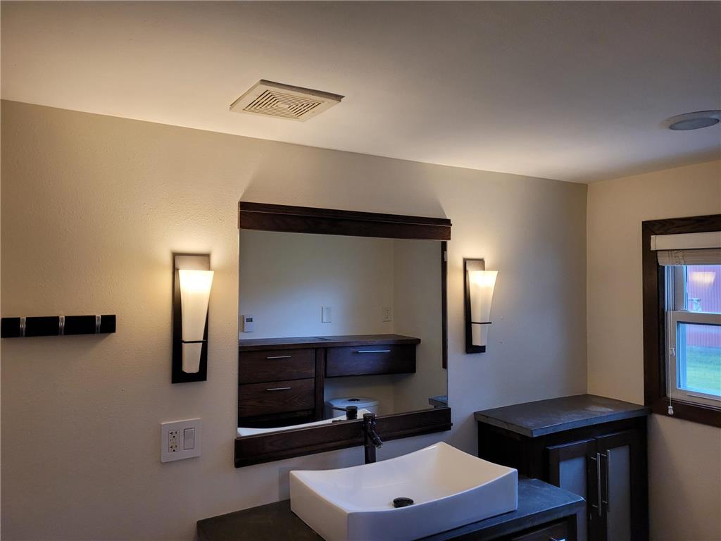 118 E Colfax Street Parkers Prairie MN 56361 6779098 image13