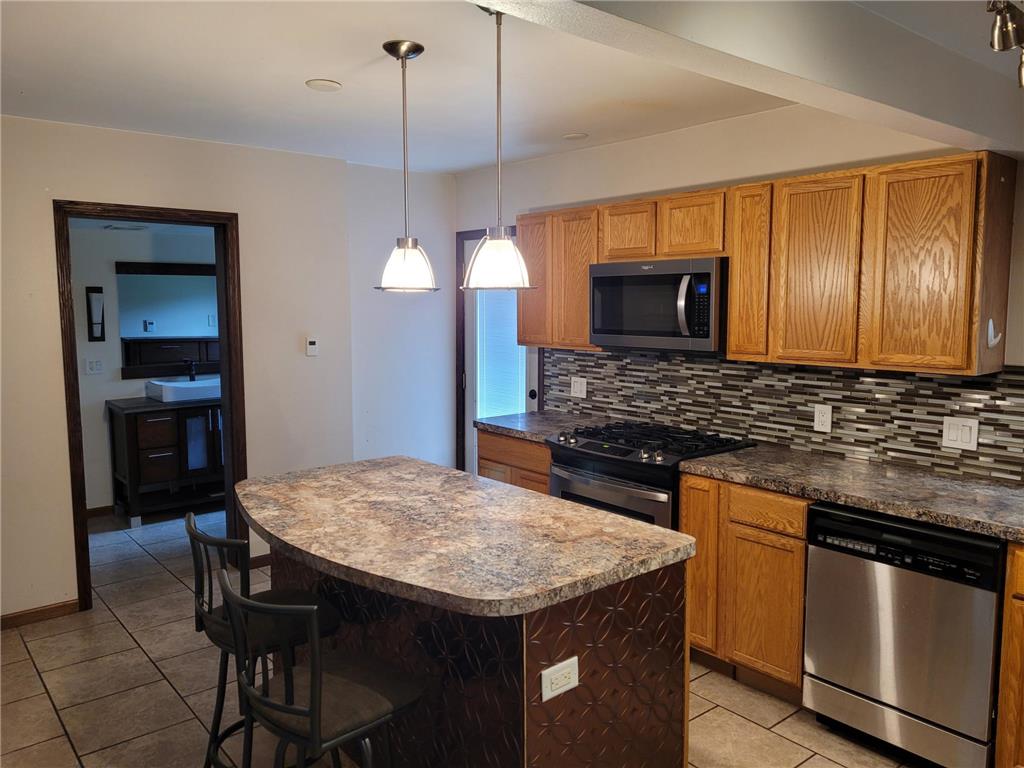 118 E Colfax Street Parkers Prairie MN 56361 6779098 image2