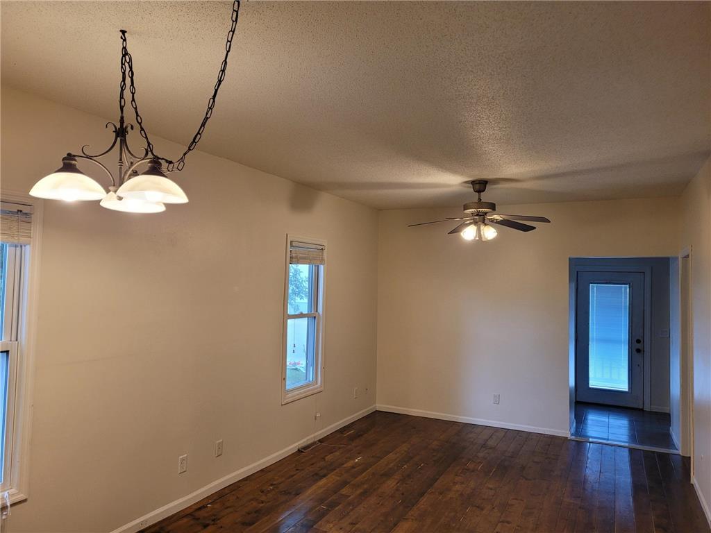 118 E Colfax Street Parkers Prairie MN 56361 6779098 image9