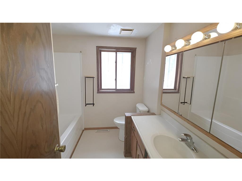 118 E Monroe Avenue Barron WI 54812 6825681 image15