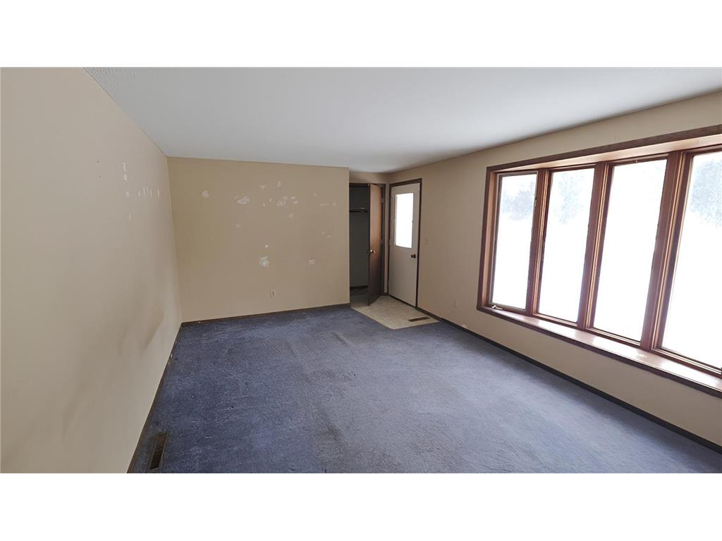 118 E Monroe Avenue Barron WI 54812 6825681 image9