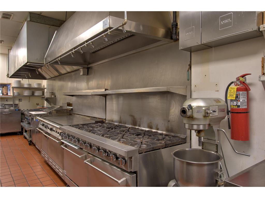 118 Main Street S Cambridge MN 55008 6792027 image17