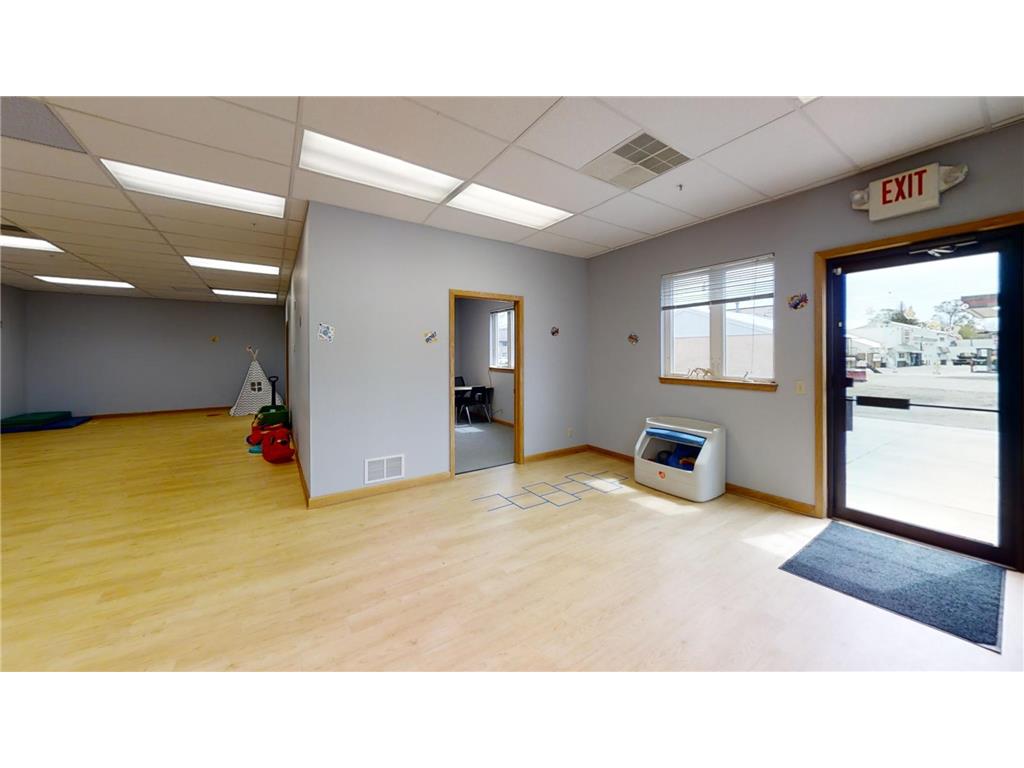 118 S Main Street Medford MN 55049 6746062 image20