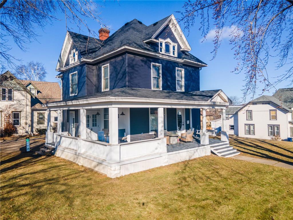 118 W Chestnut Street Lake City MN 55041 7056378 image1