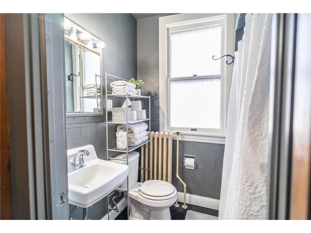 118 W Chestnut Street Lake City MN 55041 7056378 image24