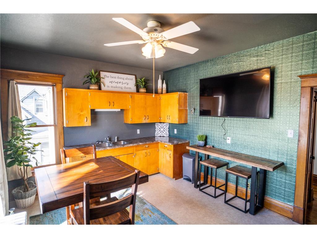 118 W Chestnut Street Lake City MN 55041 7056378 image32