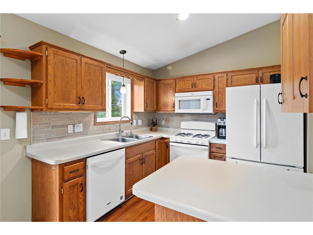 1180 Joes Lake Road SE Cambridge MN 55008 7074969 image10