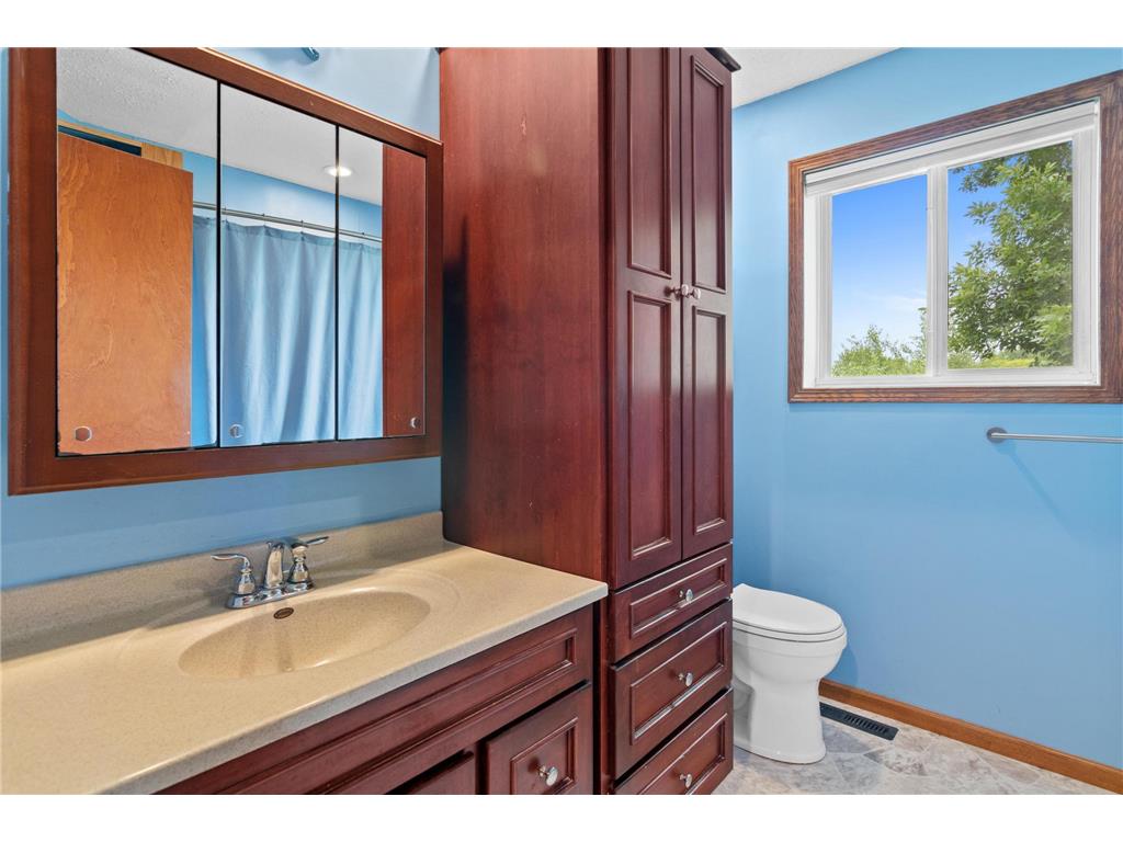 1180 Joes Lake Road SE Cambridge MN 55008 7074969 image17