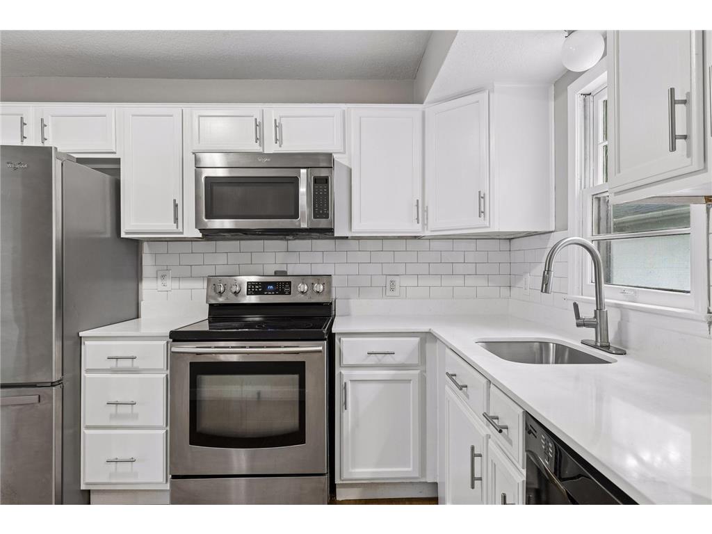 11800 Magnolia Street NW Coon Rapids MN 55448 7100386 image4
