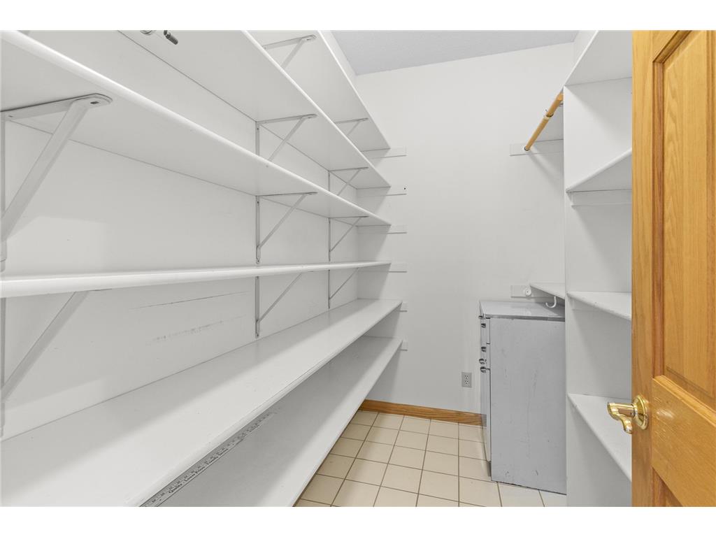 1181 12th Avenue NW New Brighton MN 55112 - Long Lake 7002726 image22