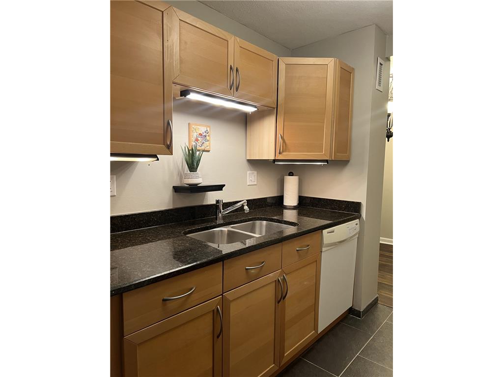 1181 Edgcumbe Road #1014 Saint Paul MN 55105 6538261 image1