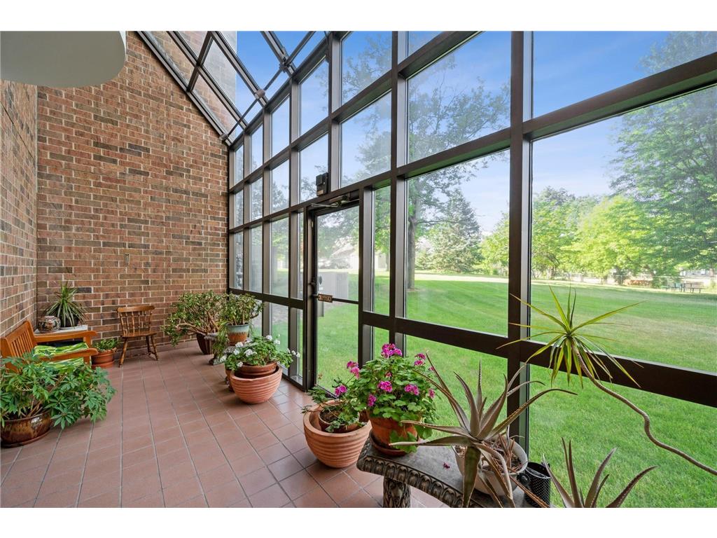 1181 Edgcumbe Road #1105 Saint Paul MN 55105 7048869 image18