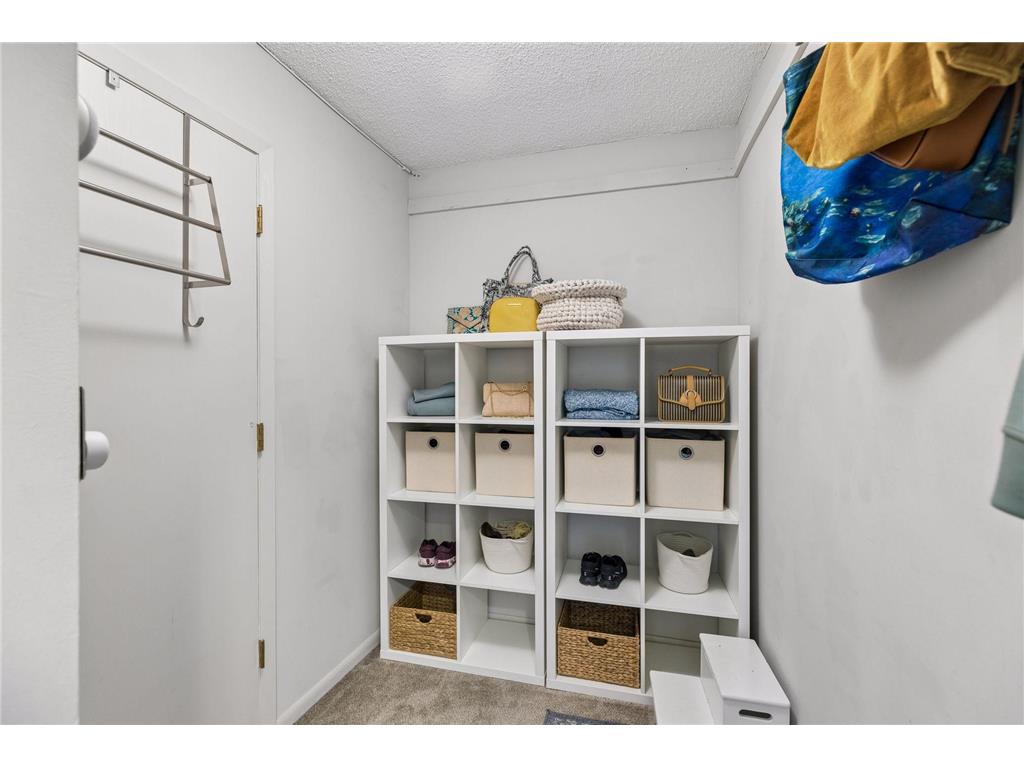 1181 Edgcumbe Road #1515 Saint Paul MN 55105 7092242 image20