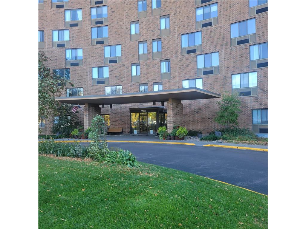 1181 Edgcumbe Road #307 Saint Paul MN 55105 6455837 image1