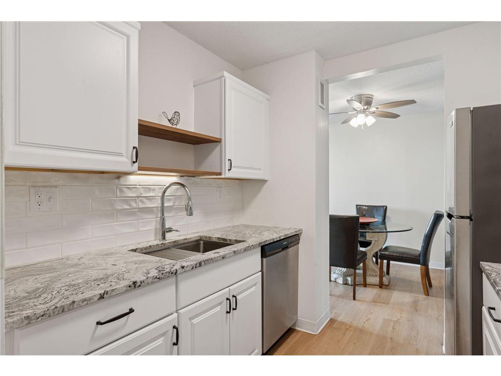 1181 Edgcumbe Road #405 Saint Paul MN 55105 6699038 image17