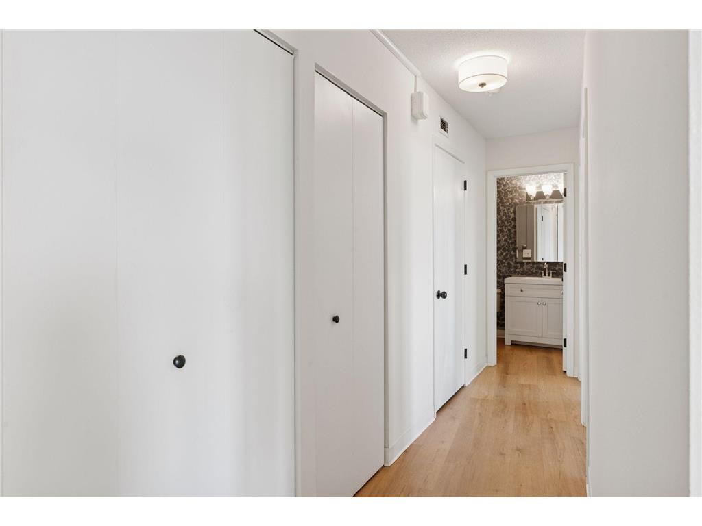 1181 Edgcumbe Road #405 Saint Paul MN 55105 6699038 image18