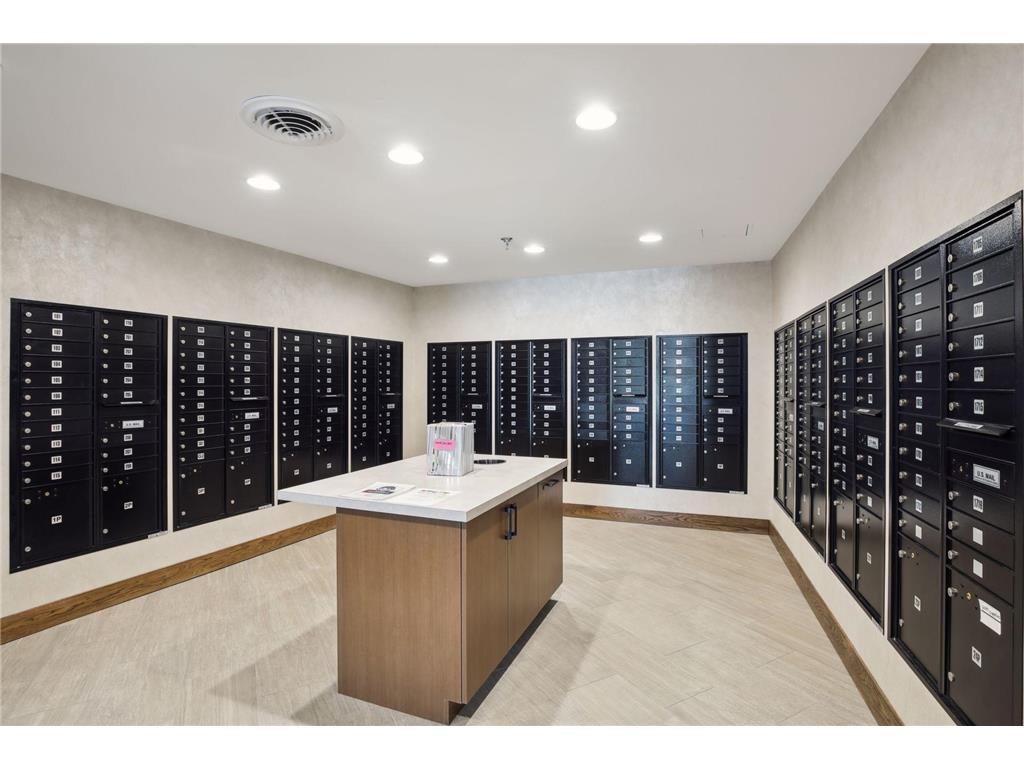 1181 Edgcumbe Road #405 Saint Paul MN 55105 6699038 image26