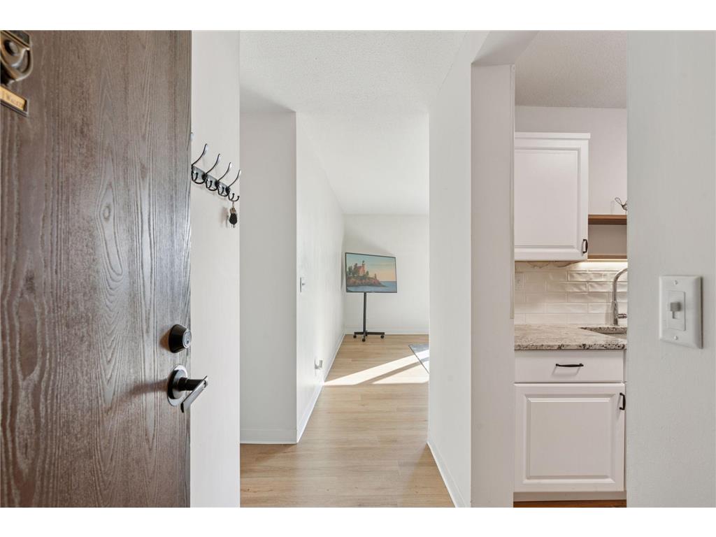 1181 Edgcumbe Road #405 Saint Paul MN 55105 6699038 image9