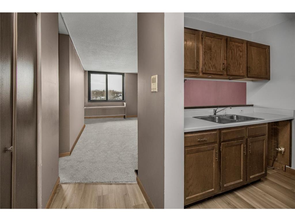 1181 Edgcumbe Road #406 Saint Paul MN 55105 6820494 image2