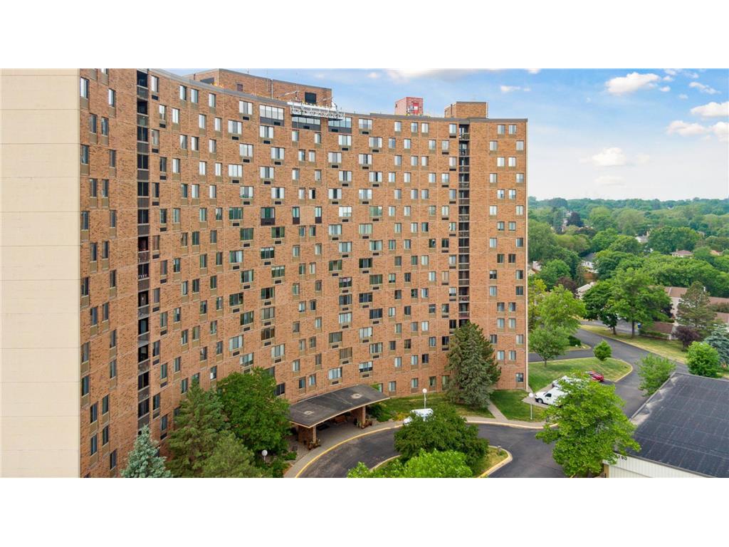 1181 Edgcumbe Road #501 Saint Paul MN 55105 6791882 image56